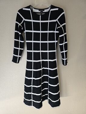 Esperanza Black White Grid Plaid Long Sleeve Sweater Midi Dress - Size S